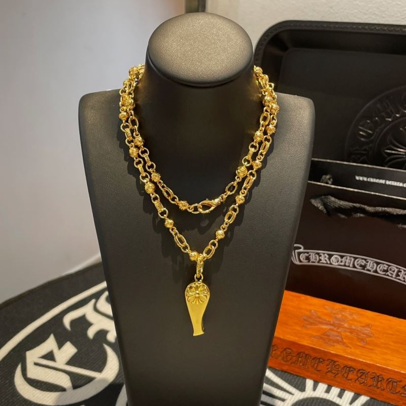 Ch*0me He**ts necklaces